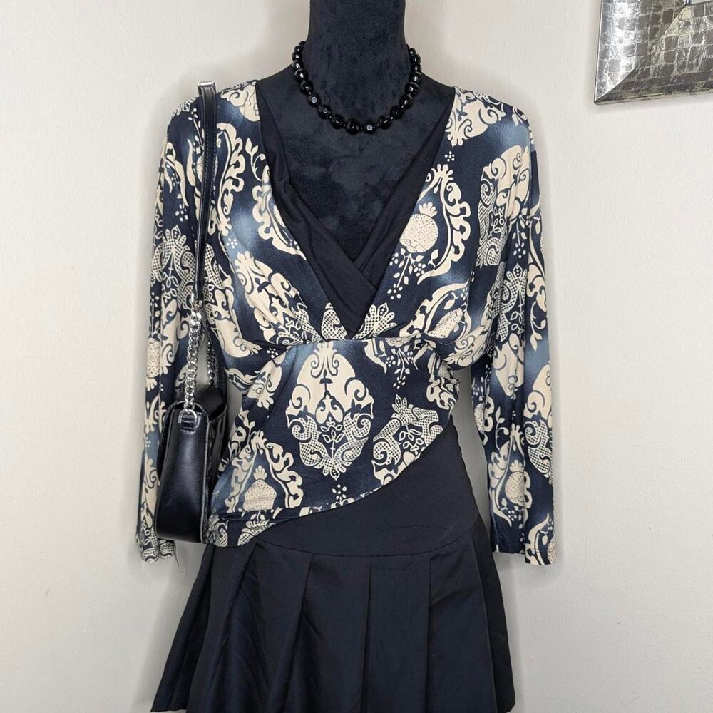 Black and tan damask print top large